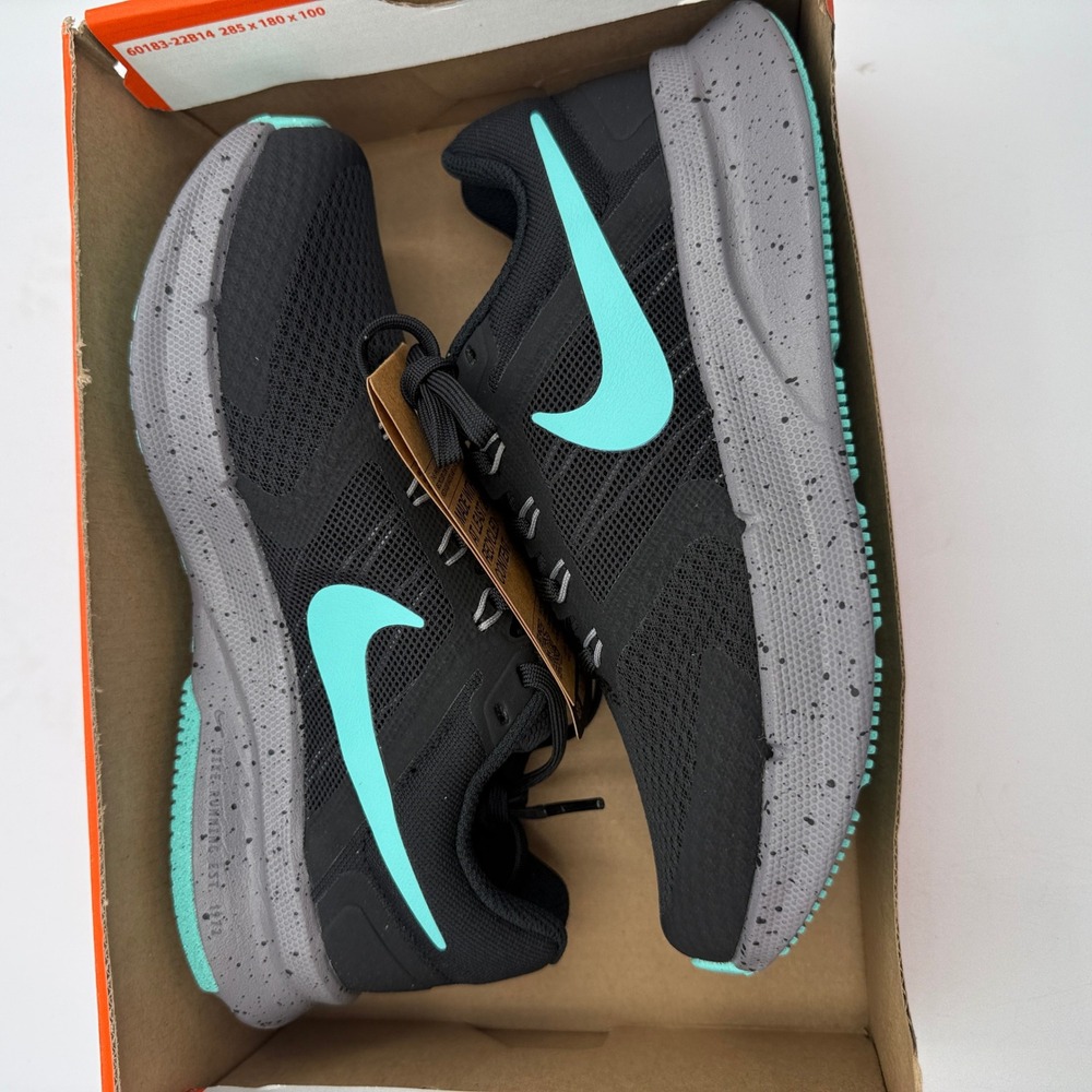 Nike Run Swift 3 SE Shoes Womens Size 5.5 Black Green Frost Running HQ4217 010 - Picture 7 of 8